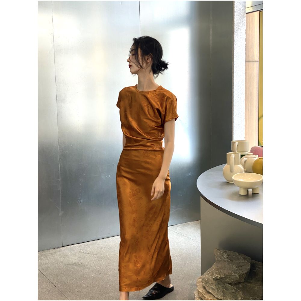 GinGarden s new Chinese style paper figurine stand cut design dress exudes a retro and high end vibe tailored for wedding dresses image 4