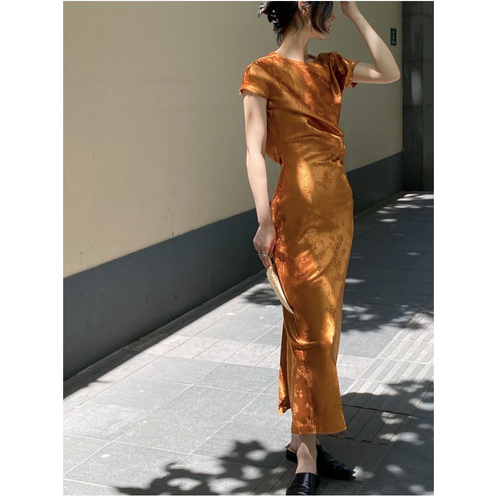 GinGarden s new Chinese style paper figurine stand cut design dress exudes a retro and high end vibe tailored for wedding dresses image 0