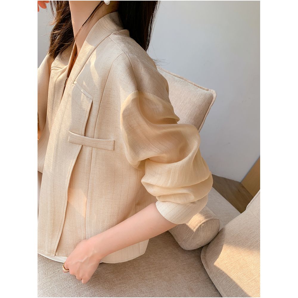 Light luxury design temperament women s top 2025 summer new splicing mesh small fragrant wind sunscreen short thin jacket cardigan image 0