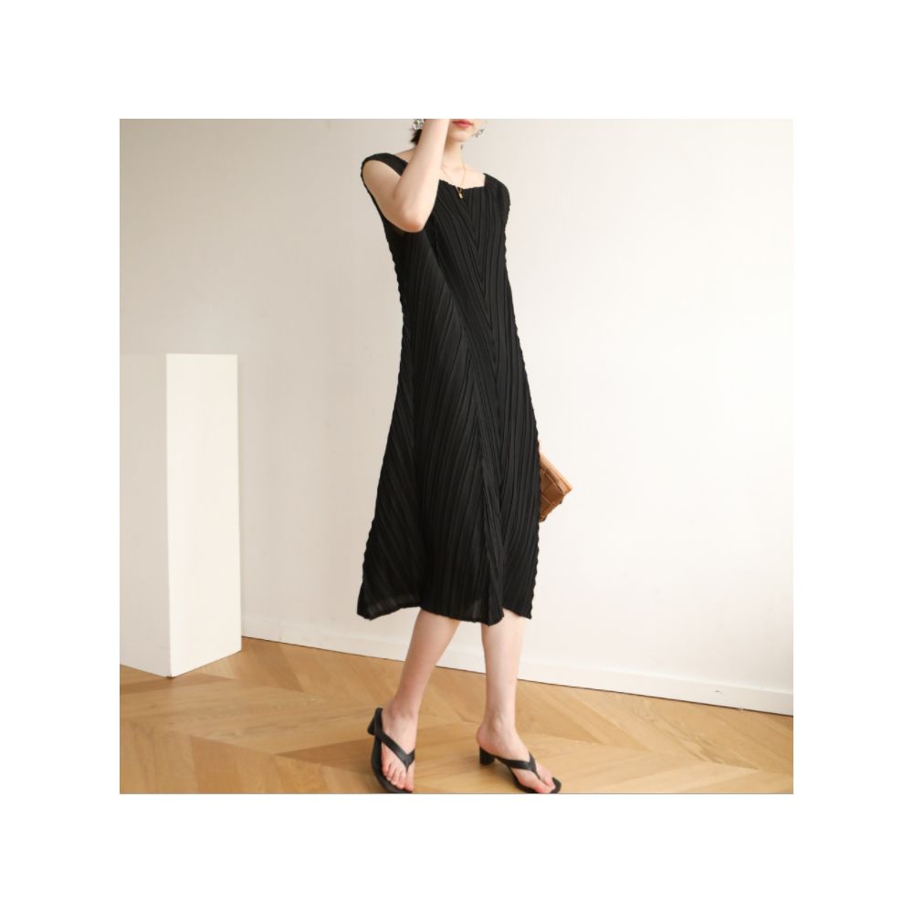 The pleated clothing manufacturer directly supplies high end pleated simple and fashionable dresses for summer style image 2