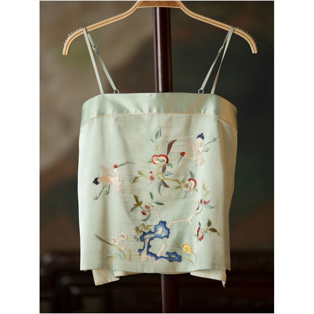 Xiantao Yinhe One City Wind Plush Spring and Summer Silk Heavy Industry Xianhe Embroidery Retro Chinese Style Inner Strap strapless image 0