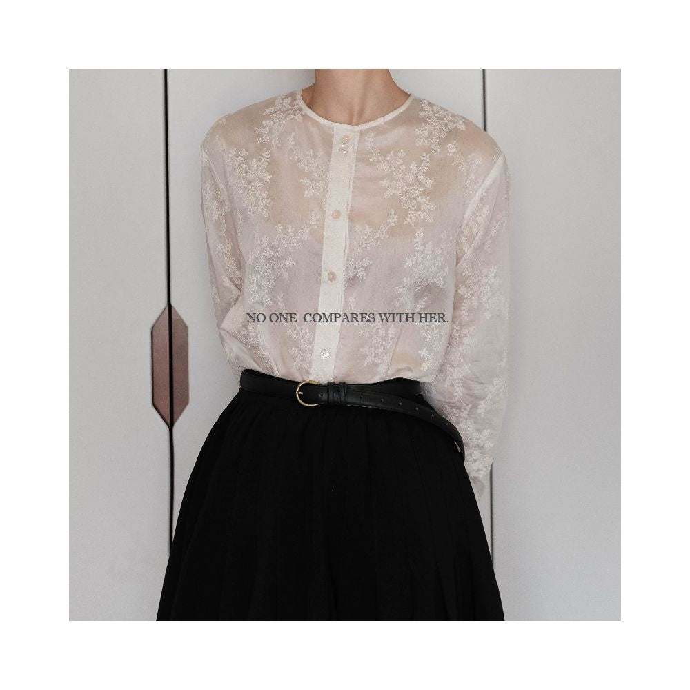 With her niche original design new Chinese retro embroidery lace French elegant intellectual white shirt top for women image 0