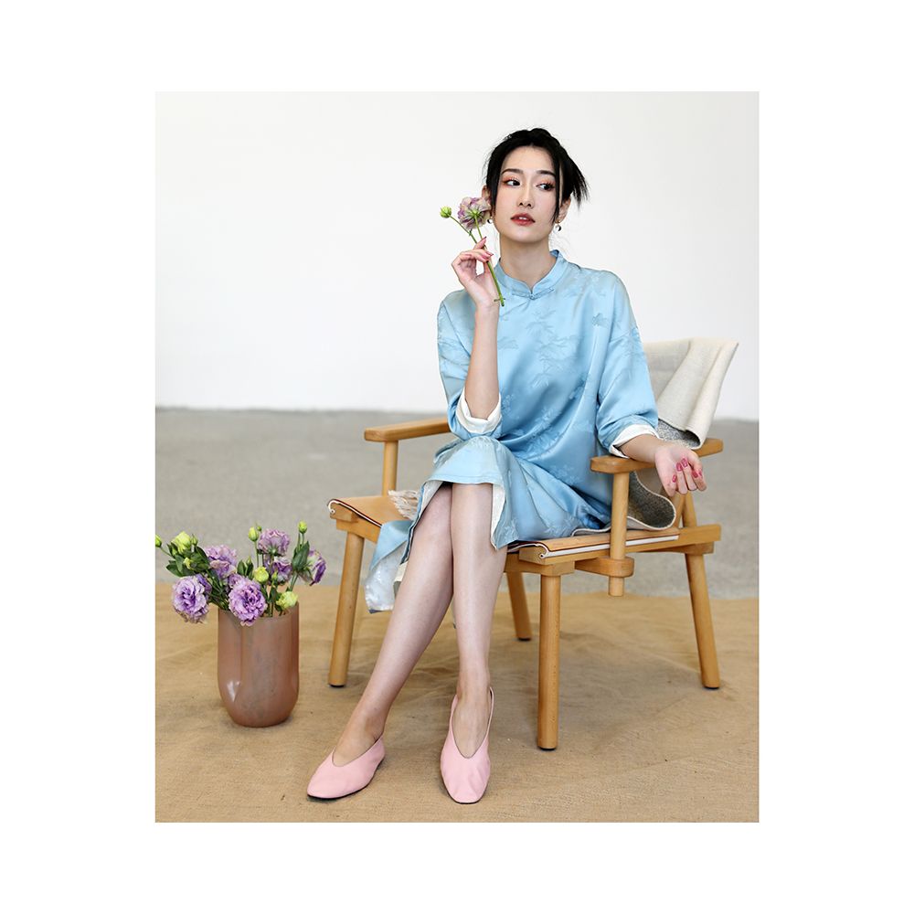 Taozhiyaoyao 2023 Spring Plum Orchid and Bamboo National Tide New Chinese Style Literary Acetate Three Dimensional Flower Improved Cheongsam Skirt Solid Color image 0