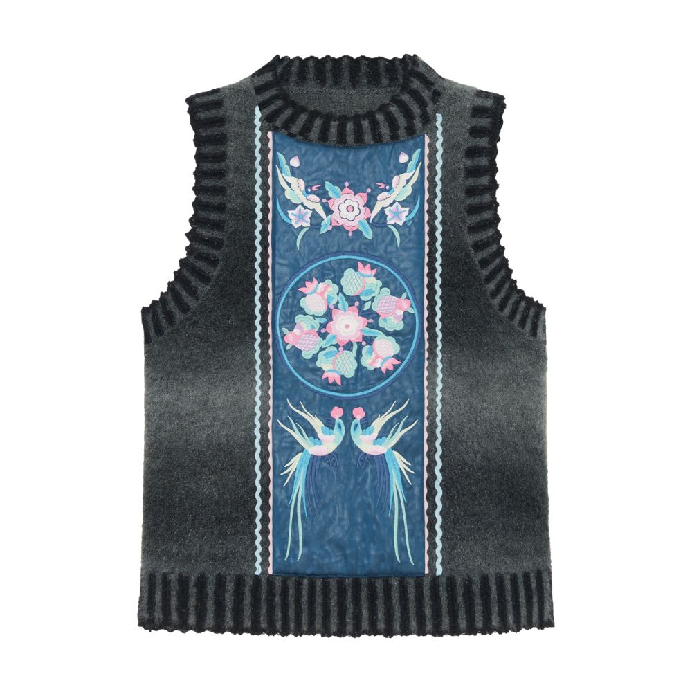 Su Luo s Autumn Original Design of Ethnic Embroidered Sleeveless Knitted Sweater with Chinese Style Embroidery in image 14