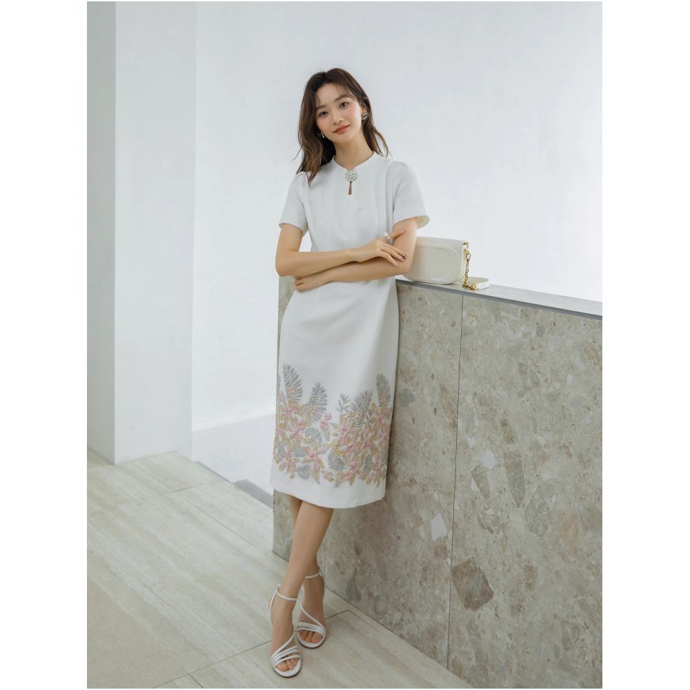 Spring and Autumn gentle national style celebrity jacquard heavy white dress 2550 light dress improved young cheongsam skirt image 3
