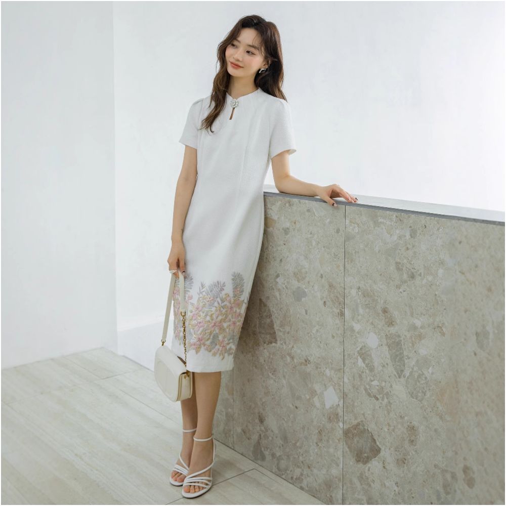 Spring and Autumn gentle national style celebrity jacquard heavy white dress 2550 light dress improved young cheongsam skirt image 18