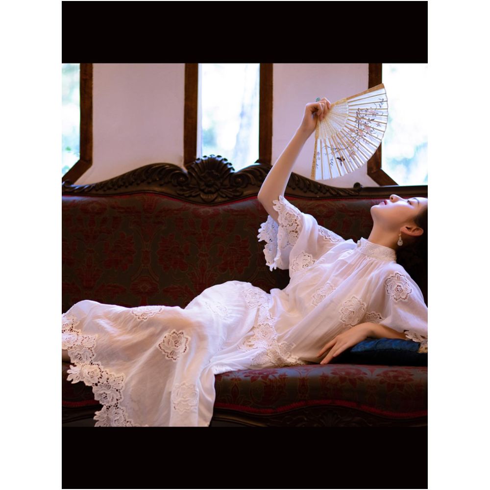 White Moon Light One City Wind Plush Spring and Summer Silk and Cotton Heavy Industry Embroidery Flower Retro Young Long Style Dress image 0