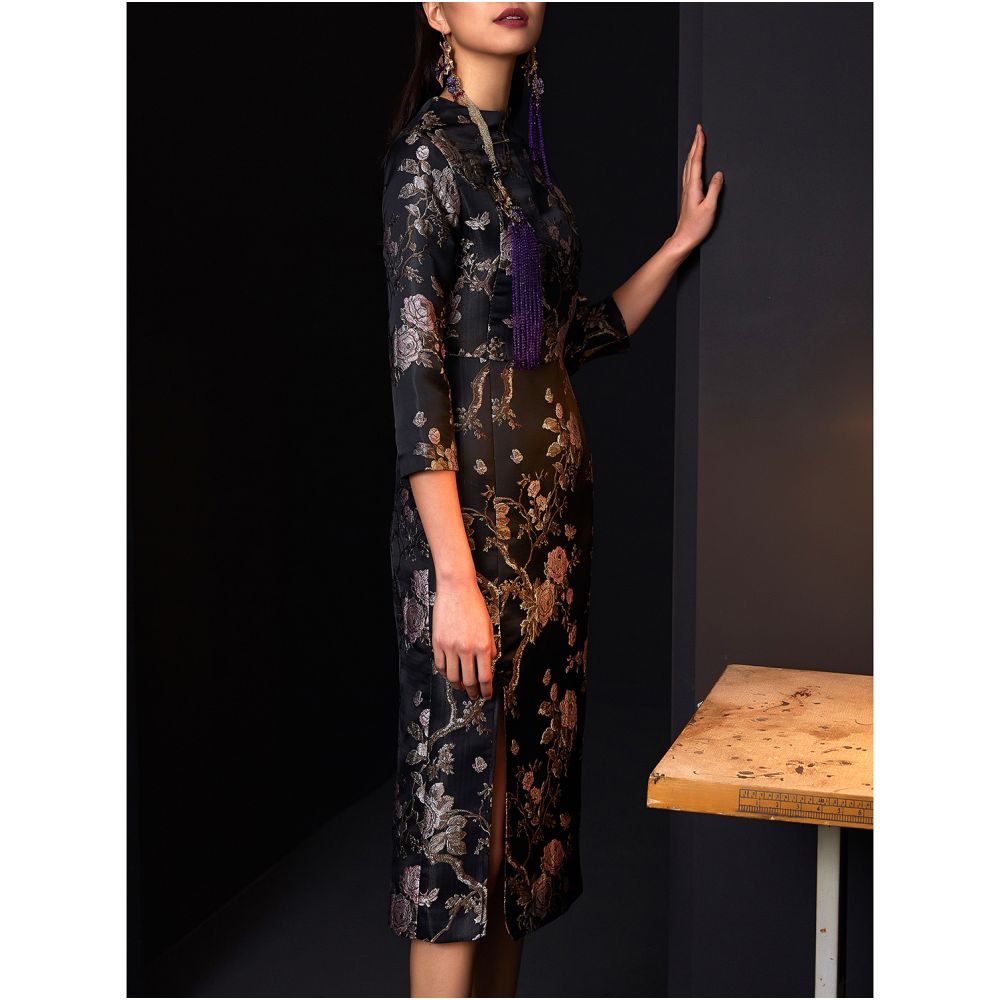 Fulang 2024 Original Niche Designer Women s Fashion Dark Jacquard Satin Slit Modified Long Cheongsam Skirt image 4