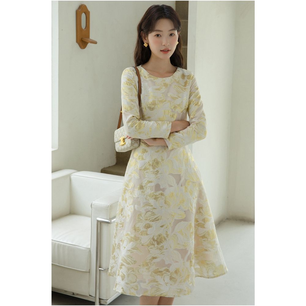 2025 new retro light luxury dress 471 jacquard light luxury socialite temperament goddess style fashionable long skirt spring image 4