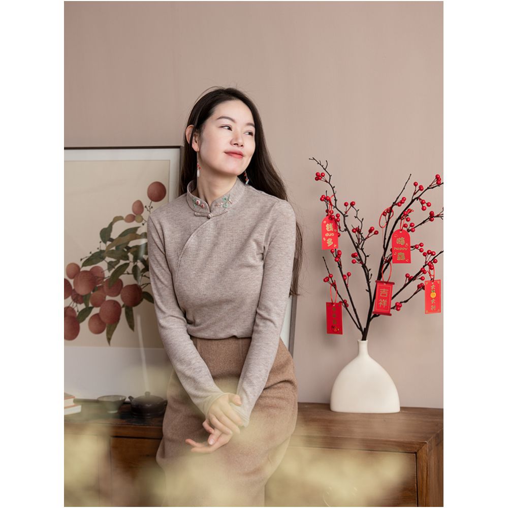Mo Shang Lan Bu s life is rare one confidant two new Chinese Hanfu national style embroidered base shirt women s top trend image 0