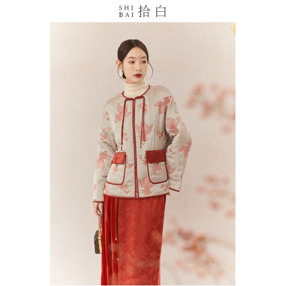 SHIBAI Shibai new Chinese style red national style koi embroidery cotton jacket women 2024 winter short button jacket image 5