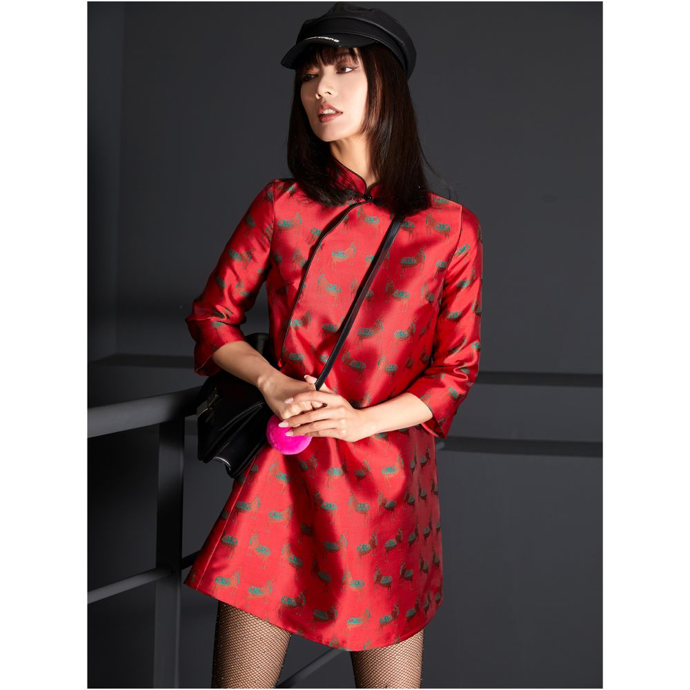 Original and niche design by Jiro 2024 retro brocade slant collar improved long Tang style jacquard slim fit short cheongsam image 13