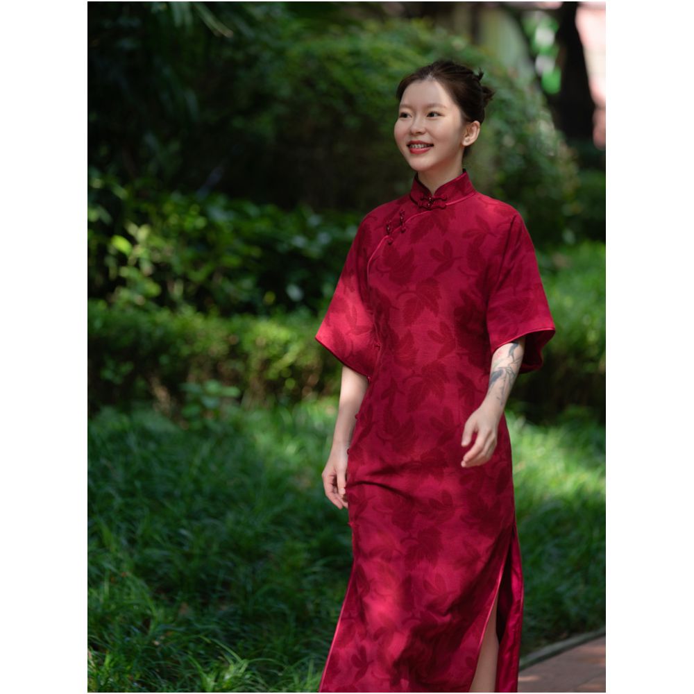 Wang Batian s original autumn and winter pure cotton silk cheongsam with handmade inverted sleeves and slim fitting cheongsam collar image 2