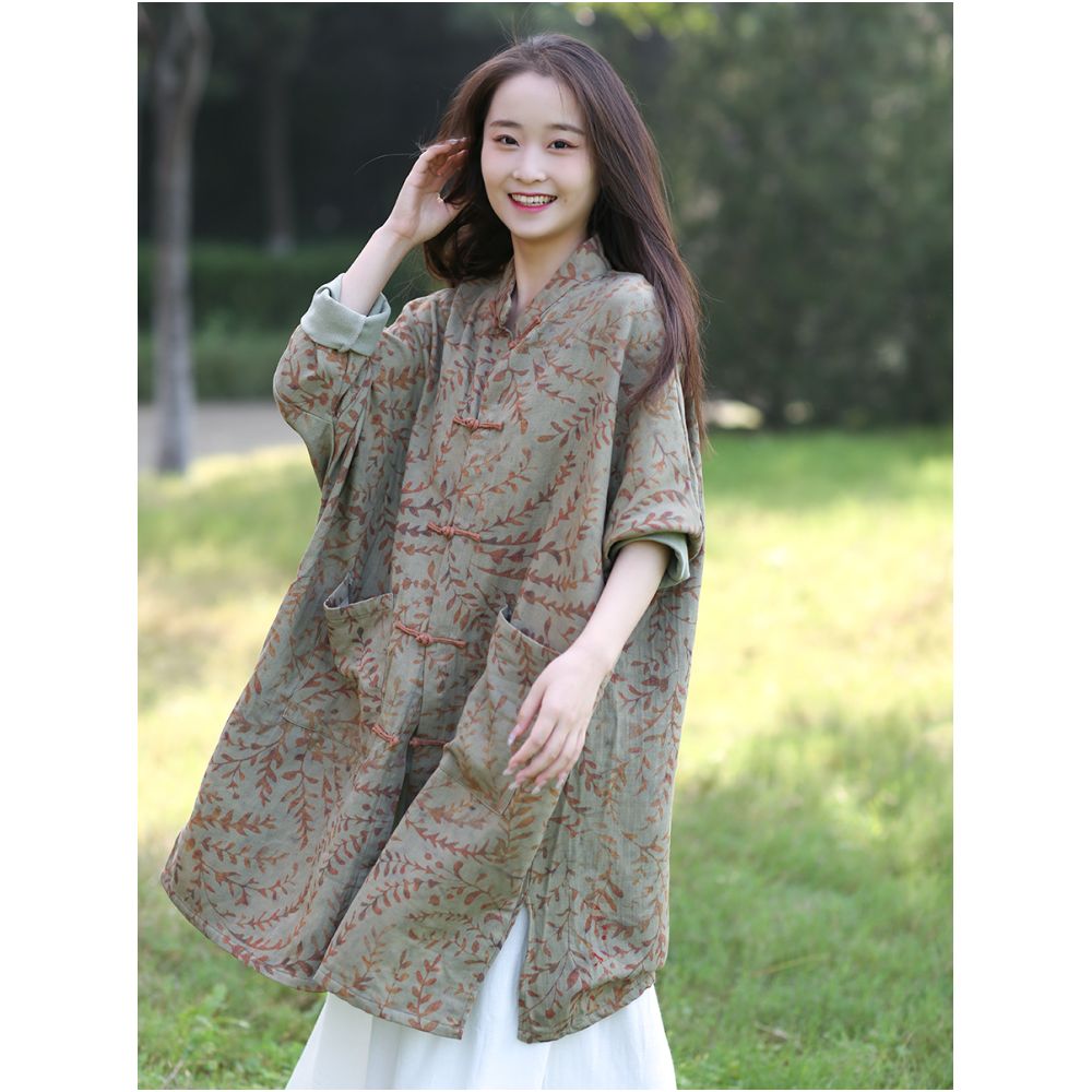 2025 Spring Original Design Cotton and Hemp Coat for Women s Art Retro Style with Loose Bat Sleeves and Mid to Long Sleeves image 4
