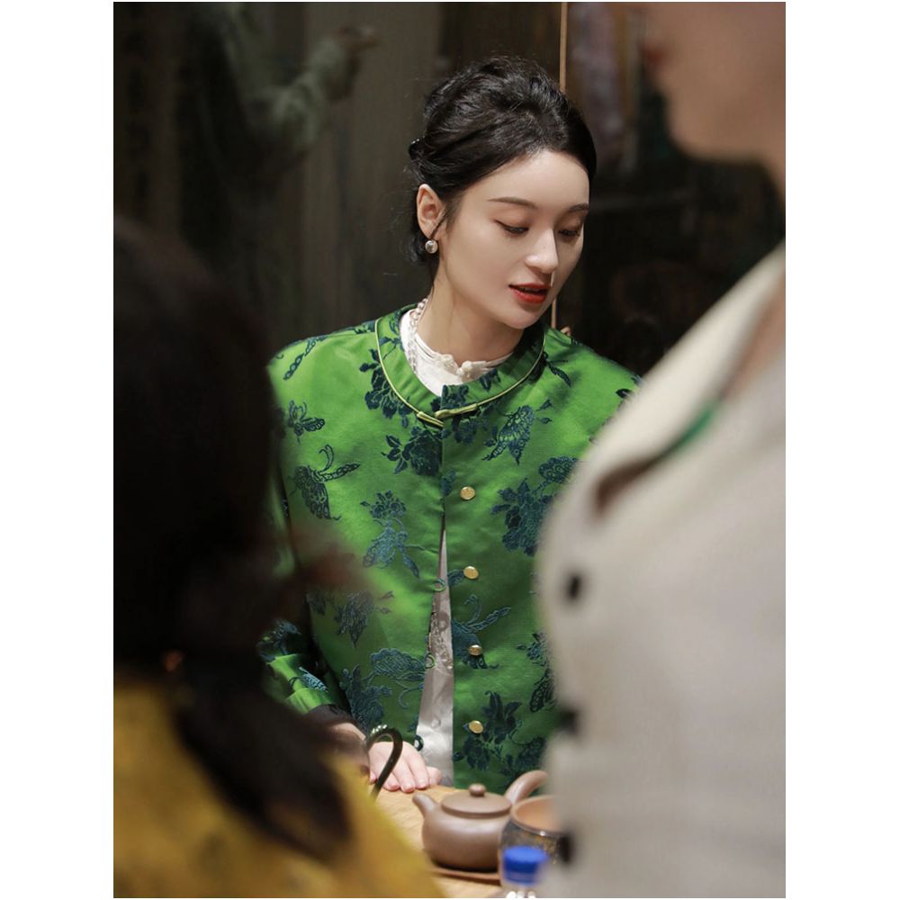 This year s fashion trend is beautiful fragrant high end unique and super beautiful The new Chinese style light Chinese style green jacquard jacket is for women image 3