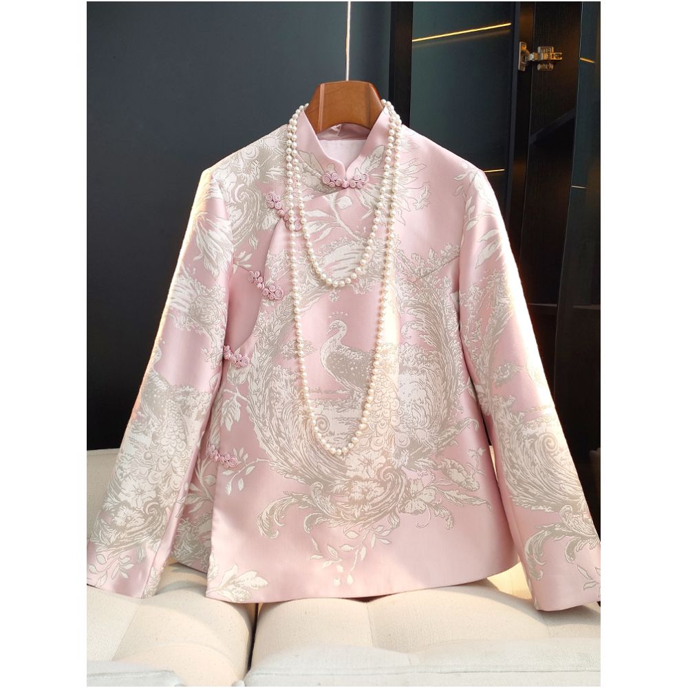 Retro button cheongsam top with a female design sense niche fashion age reduction and improved Chinese style slanted collar jacquard woven brocade jacket image 0