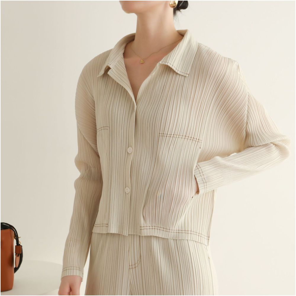 Quality of pleated clothing counter autumn and spring styles high end pleated Korean casual lapel denim shirt cropped pants set image 8