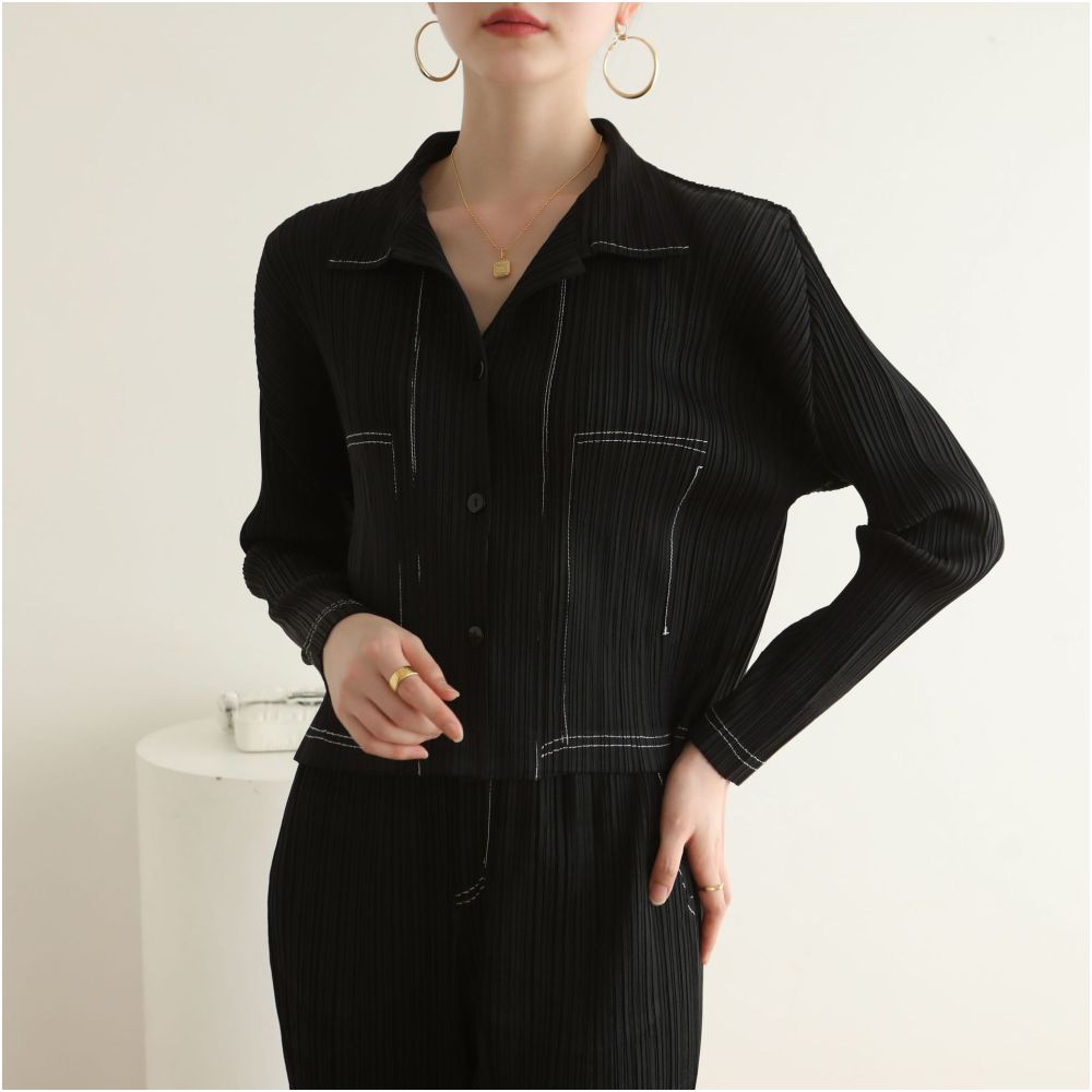 Quality of pleated clothing counter autumn and spring styles high end pleated Korean casual lapel denim shirt cropped pants set image 11