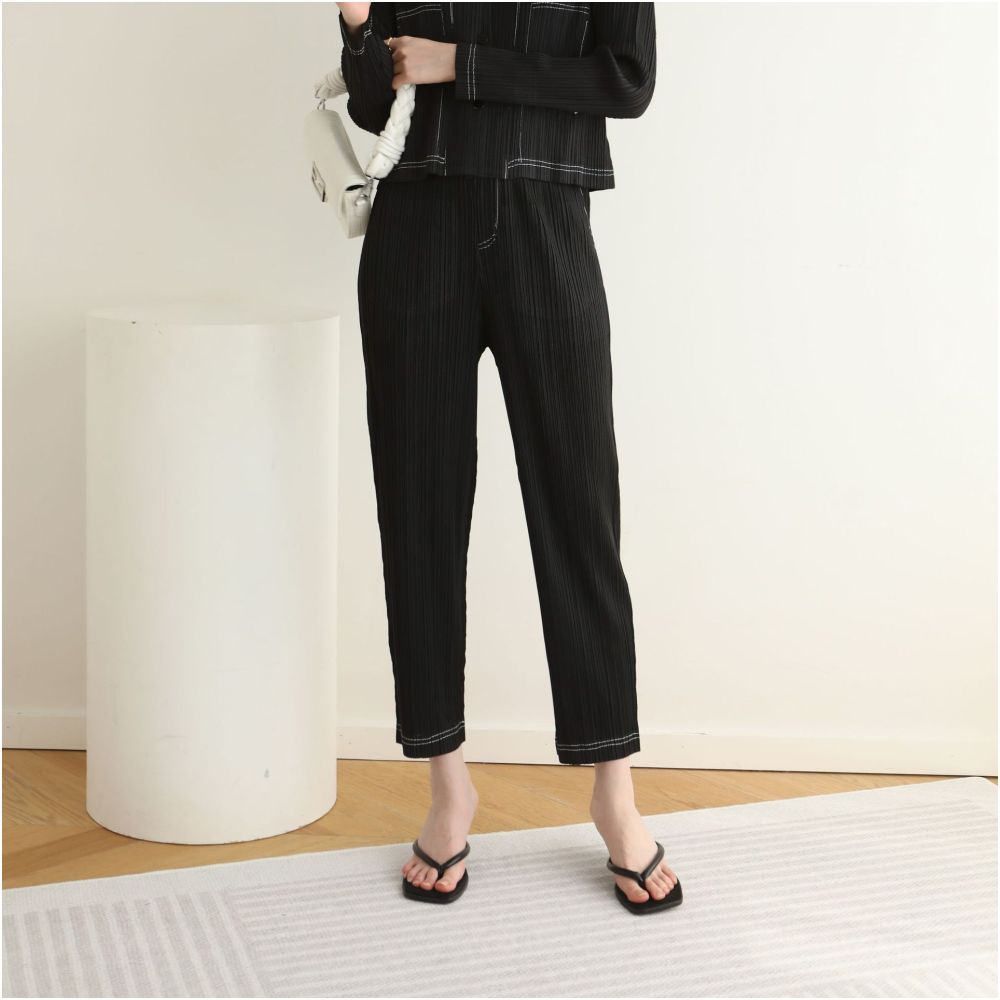 Quality of pleated clothing counter autumn and spring styles high end pleated Korean casual lapel denim shirt cropped pants set image 16