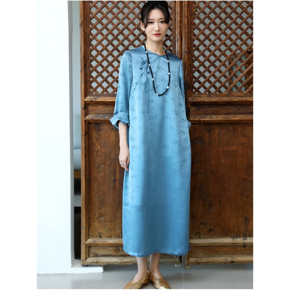 Taozhi Yaoyao 2022 Spring Summer Blue Wind Chime Chinese style Improved Acetate Jacquard Round Neck Seven Sleeve Dress Long Skirt image 0