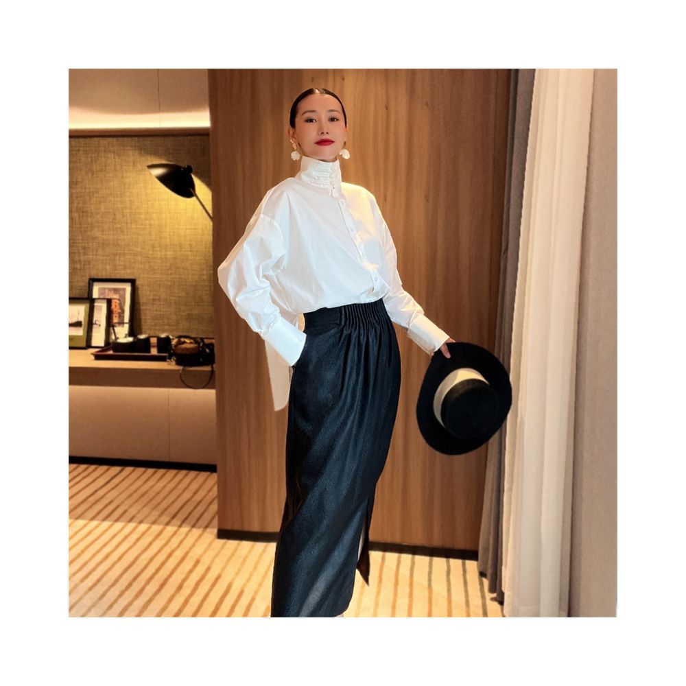 Chinese minimalist pure white cotton shirt women s button up stand collar versatile loose curved high slit long sleeved top T2066 image 4