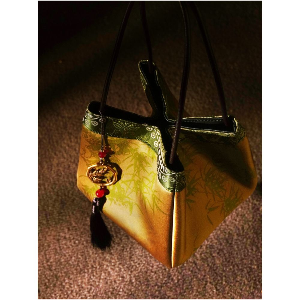 New Chinese style Chinese style handbag fragrant cloud yarn handbag small square handbag with cheongsam handbag mulberry silk women s small handbag image 3