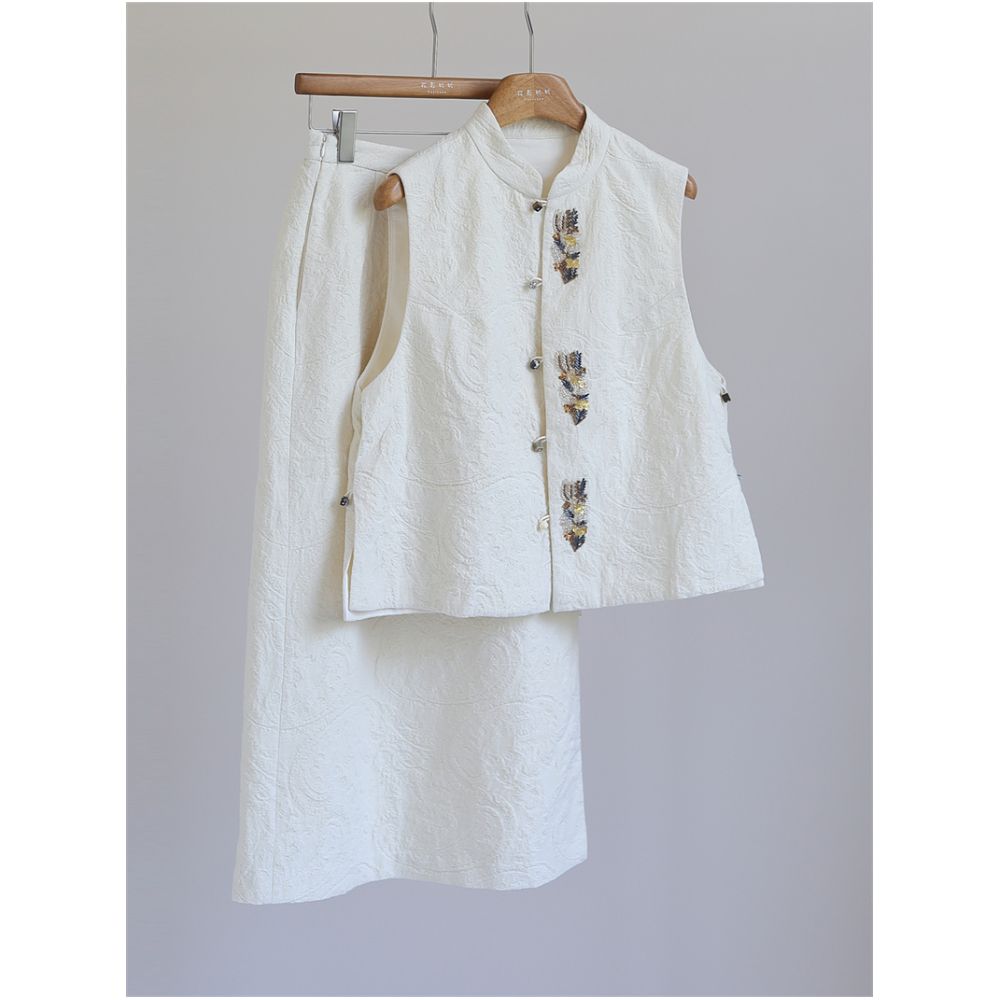 Nail bead embroidery fashionable new Chinese style cotton and wool set women s Chinese style mixed and matched vest high waisted split skirt M51096 image 20