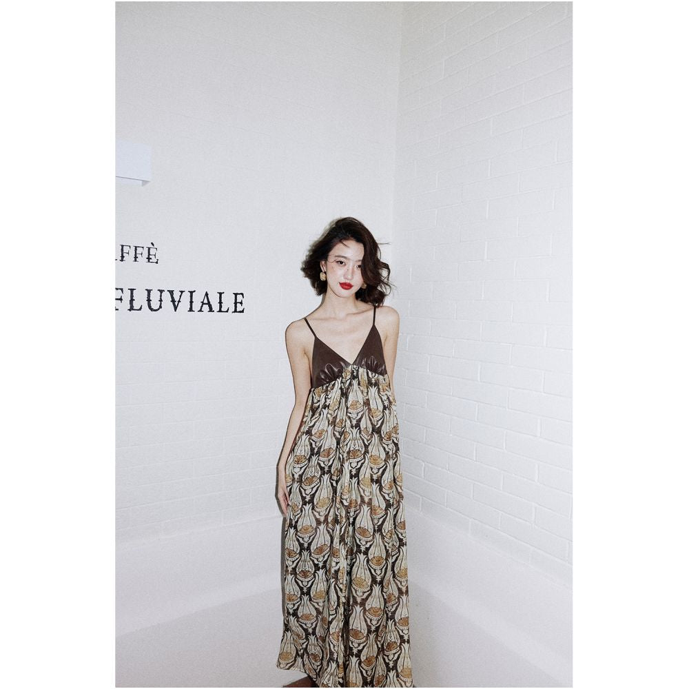 Rosebanks Boho chic whose DNA is in motion Vacation style contrasting colors big skirt suspender dress image 2