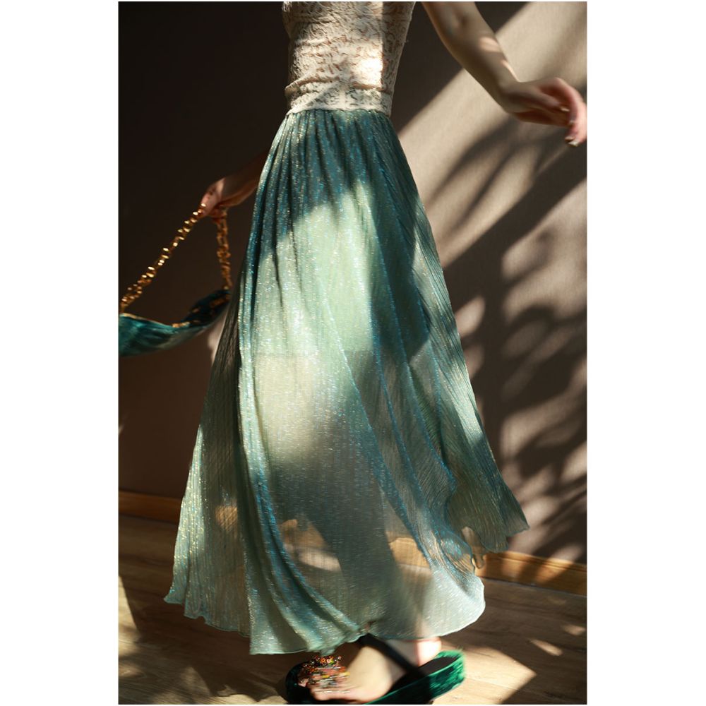 Dangdang Gilded Blue Melody Dream New Chinese Style Set Embroidered Cloud Shoulder Hanging Neck Top Bright Silk Folded Half Skirt image 66