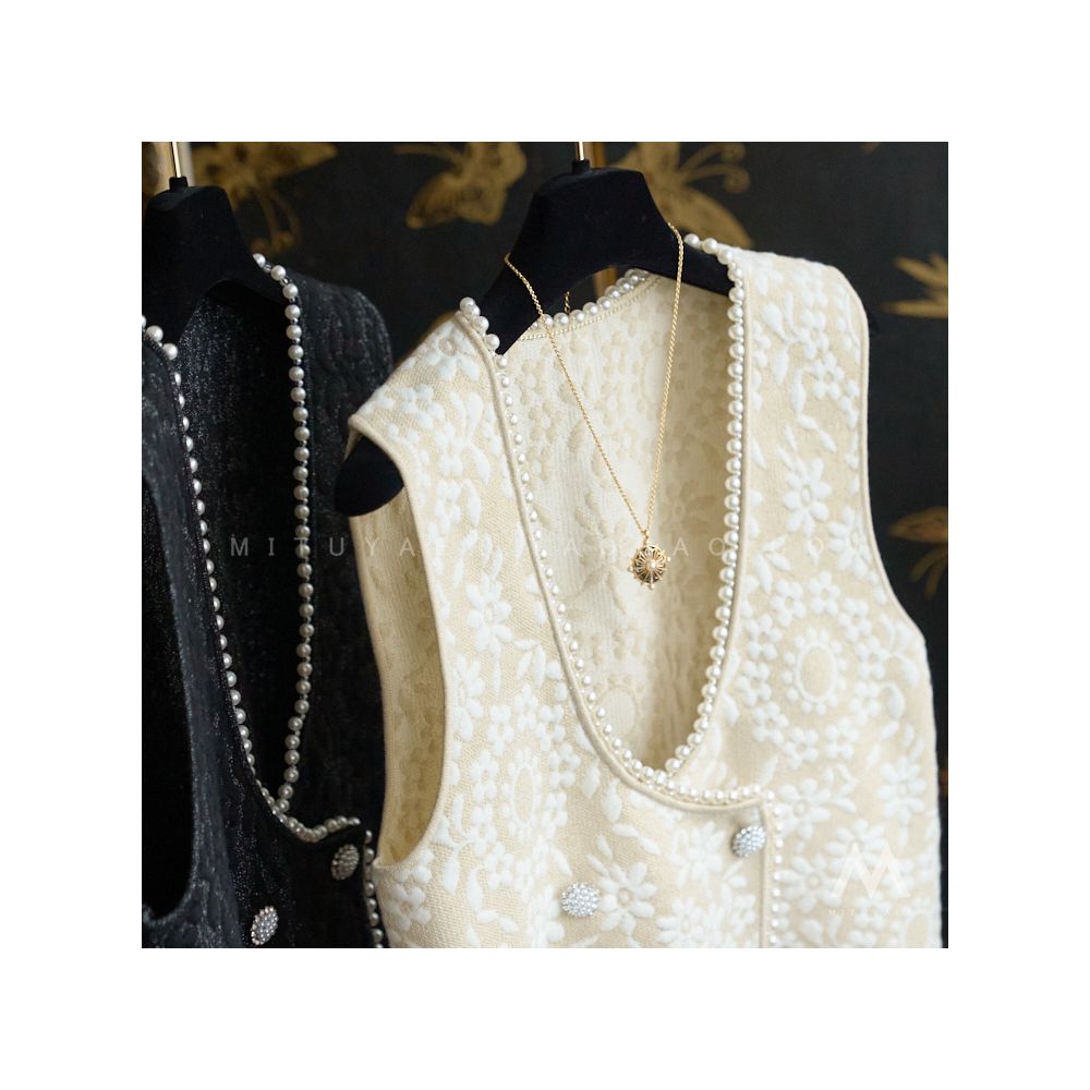 Lingering in the heart overlapping temperament doubled bead relief flower texture knitted vest vest vest T07030 image 2