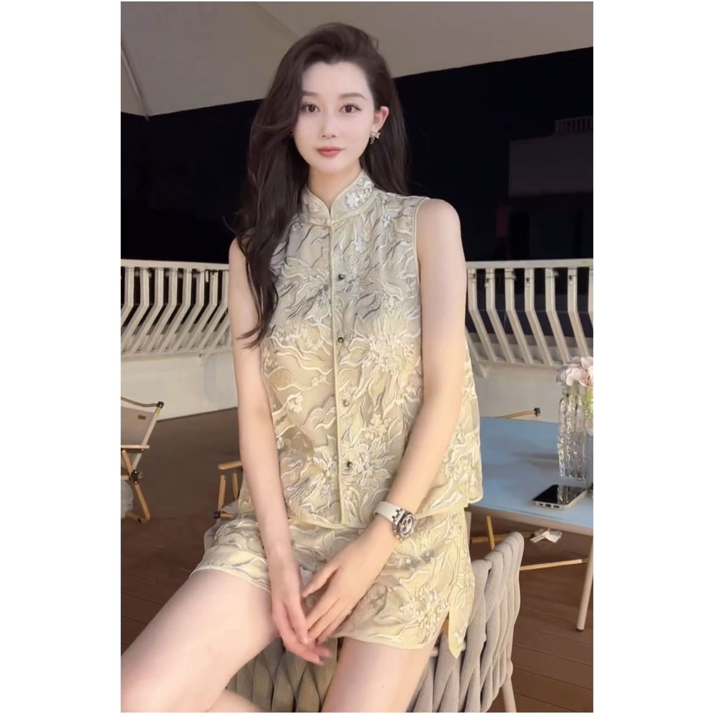 Chinese style summer clothing new Chinese style fashion Western style fashionable socialite high end temperament wealthy heiress shorts two piece set image 2