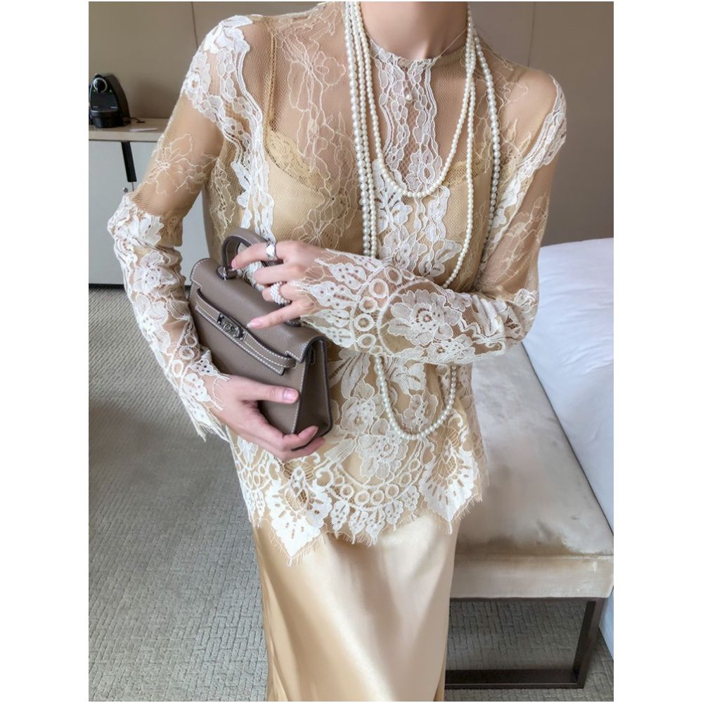 VB Homemade Authentic Lace Hoodie Bottom Shirt Sunscreen Lace Top Women s Long Sleeve Hollow T shirt Sexy Interior image 3