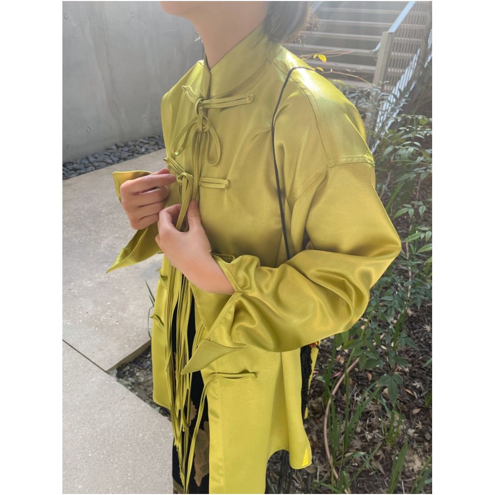 Ilikeitomouch original design new Chinese style improved lace up green satin green shirt image 3