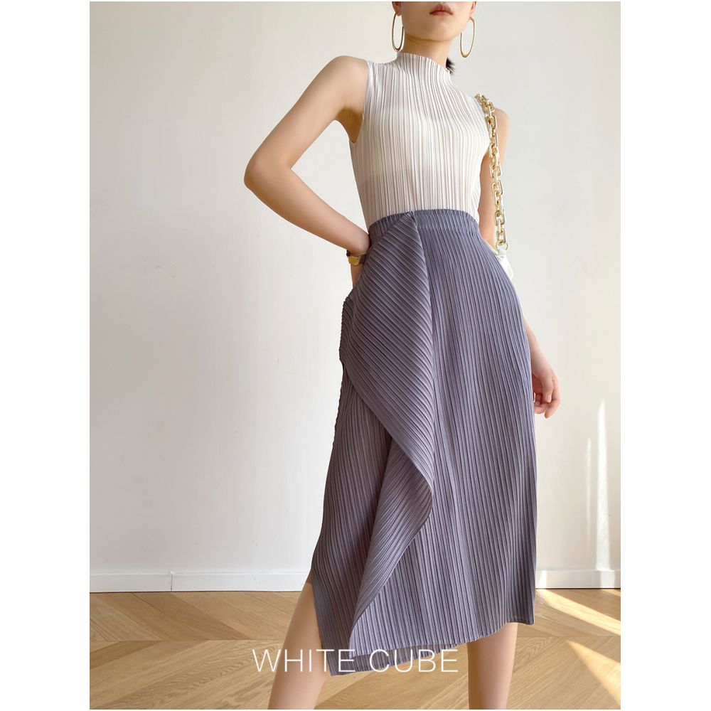 2024 Spring Summer Miyake style pleated black medium to long versatile irregular internet famous pleated A line half body skirt image 7