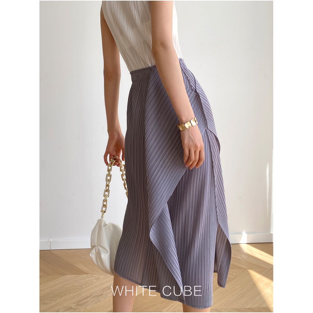 2024 Spring Summer Miyake style pleated black medium to long versatile irregular internet famous pleated A line half body skirt image 9