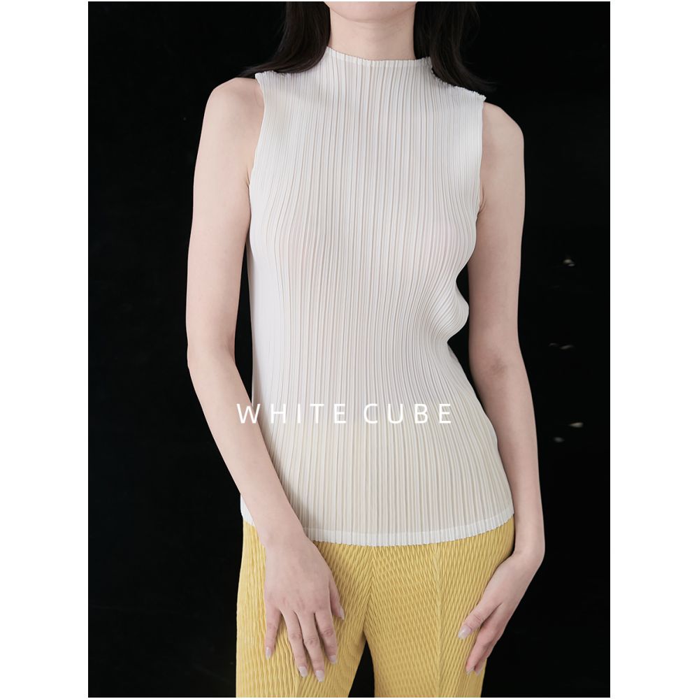 Whitecube2025 semi high neck slim fit sleeveless pleated top for women loose and simple white commuter vest image 2