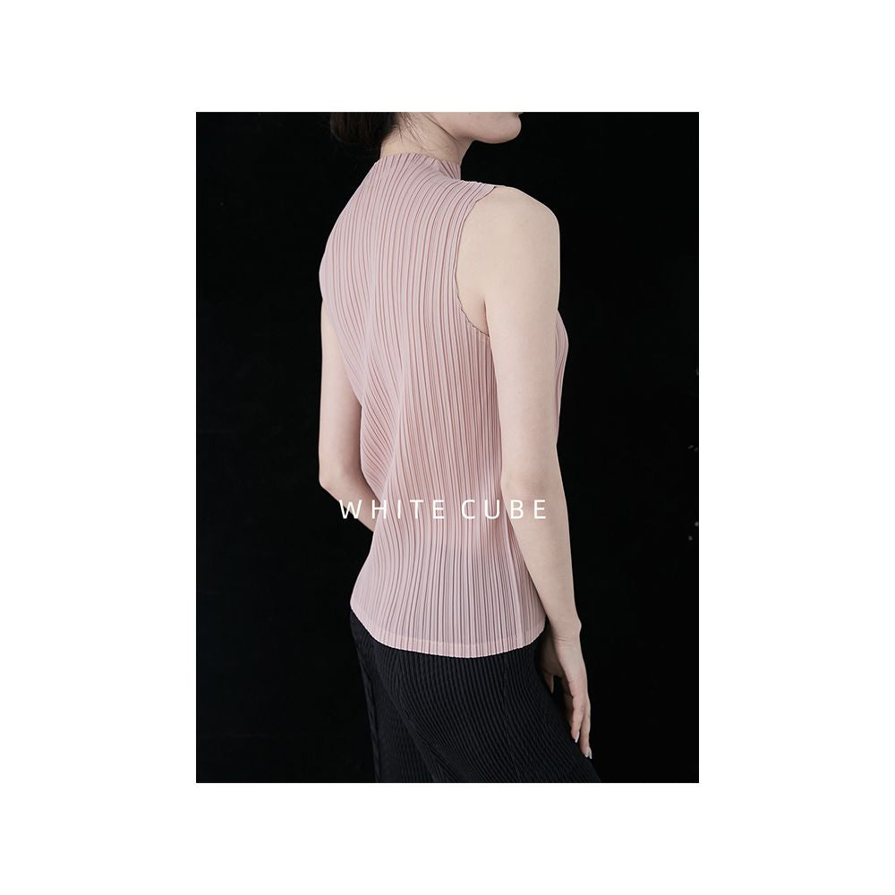 Whitecube2025 semi high neck slim fit sleeveless pleated top for women loose and simple white commuter vest image 1
