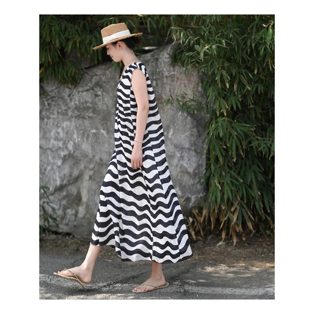 There is a new 2025 linen camisole dress with striped print for summer lightweight sleeveless skirt image 7
