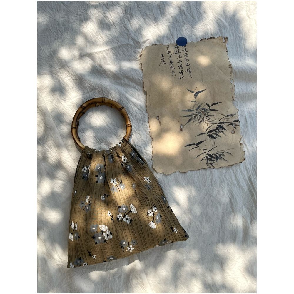 Asaya869 - Blue Cottage Peach Latte Chinese Fold Texture Retro Style Natural Bamboo Knot Tote Bag