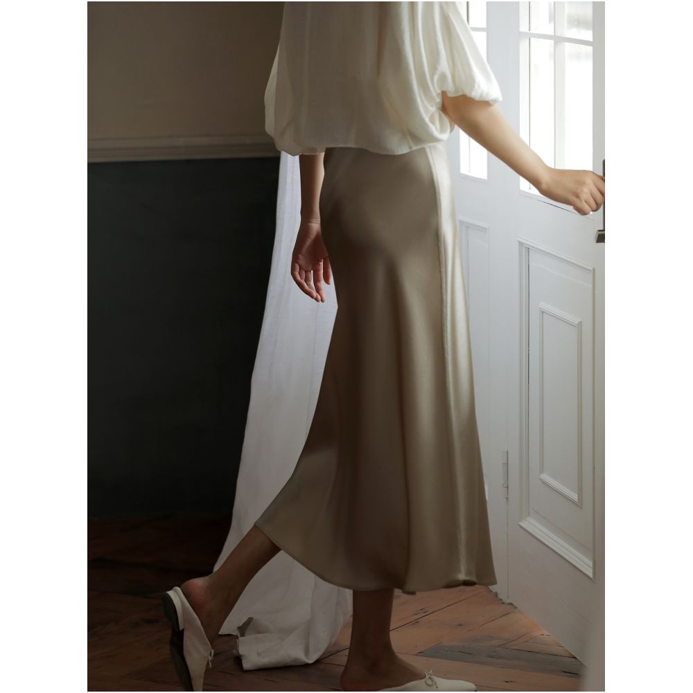 Commuse memory imported acetic acid satin silky smooth hanging slimming elastic waistband A line mid length skirt image 0