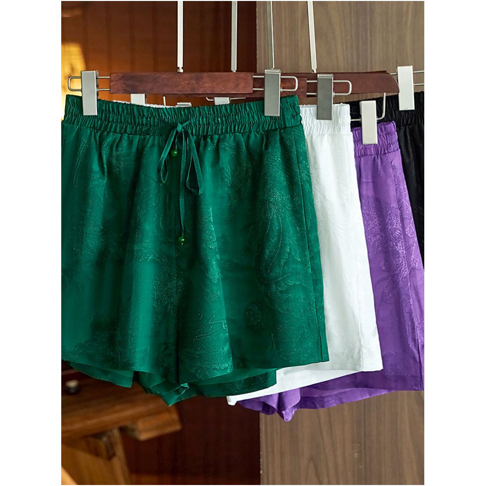 Design sense Chinese style jacquard shorts for women 2023 summer new style loose and slimming elastic waist Chinese style casual pants image 1