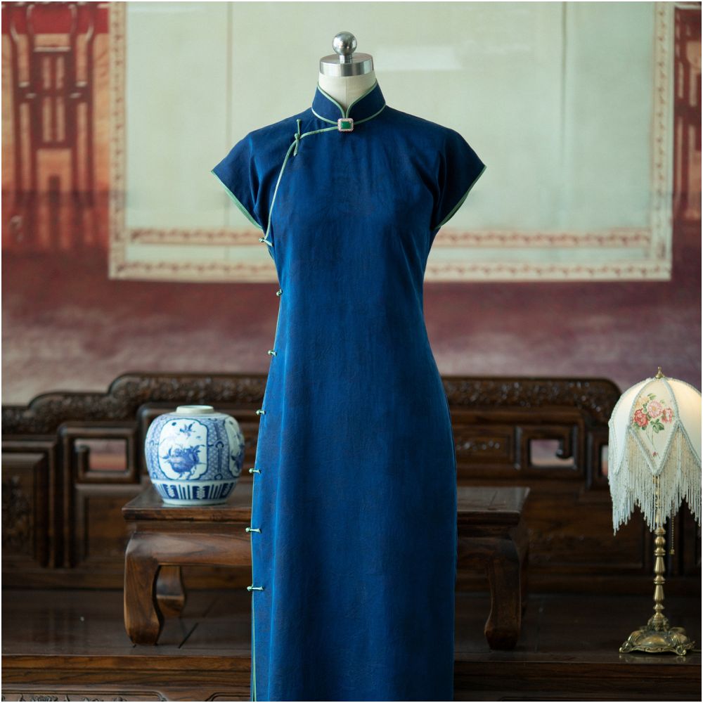 A touch of indigo One city style fluff Silk perforated Luo Xiangyun yarn retro Republican style short sleeved cheongsam for women image 14