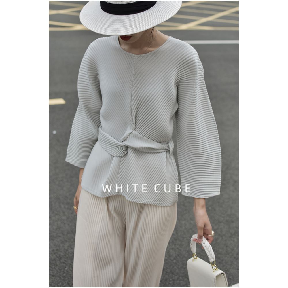 Whitecube2024 Spring Miyake style pleated round neck tied waist shirt loose hanging shirt top for women image 6