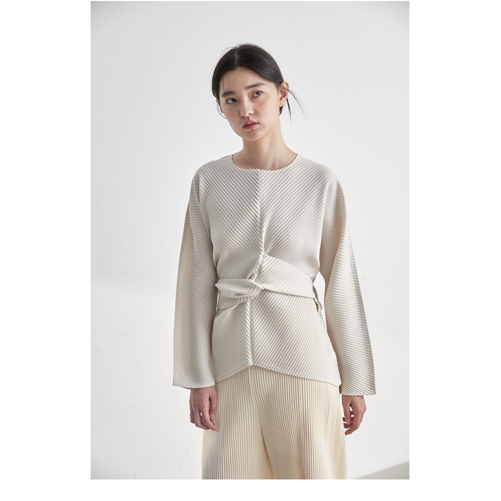 Whitecube2024 Spring Miyake style pleated round neck tied waist shirt loose hanging shirt top for women image 16