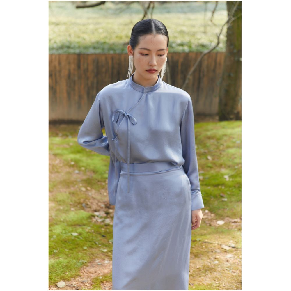 SALE6 Blue Dot Original Design New Chinese Blue Acetic Acid Asymmetric Half Body Skirt Spring image 12