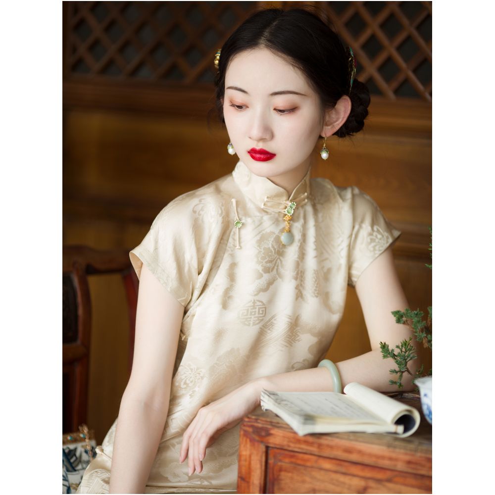 Spring Charm One City Style Republic of China Style Silk Jacquard Stand up Collar Full Open Cheongsam Young Style Daily Original image 1