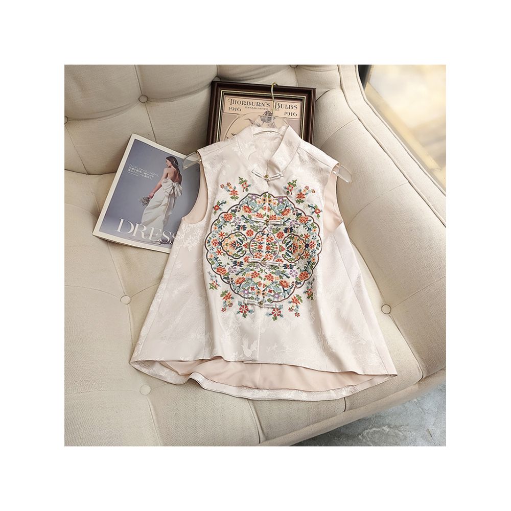 Retro Chinese style improved version cheongsam style vest women s summer new style Chinese style embroidered Tang style versatile vest top trend image 1