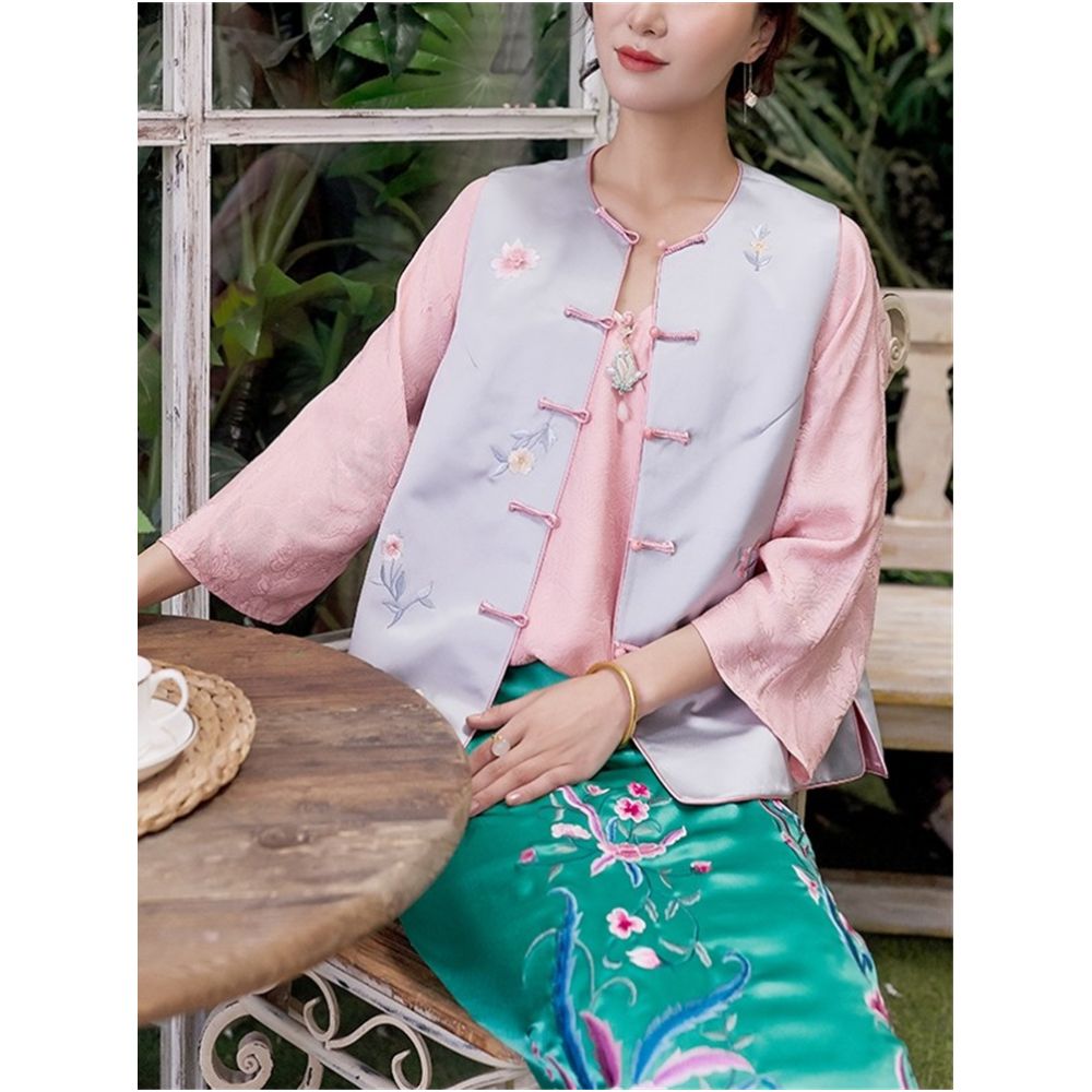Town Store Baby CPP951 Young New Chinese Round Neck Jade Buckle Retro Embroidery Flower Double breasted Vest Spring and Autumn Shoulder image 4