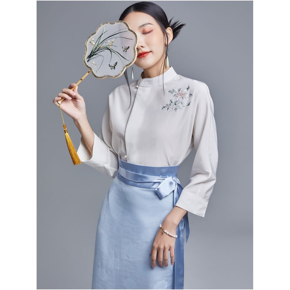 Moyu 2024 Summer New Chinese Style Retro Embroidered Improved Cheongsam Hanfu Modern Chinese Top Shirt Women image 1