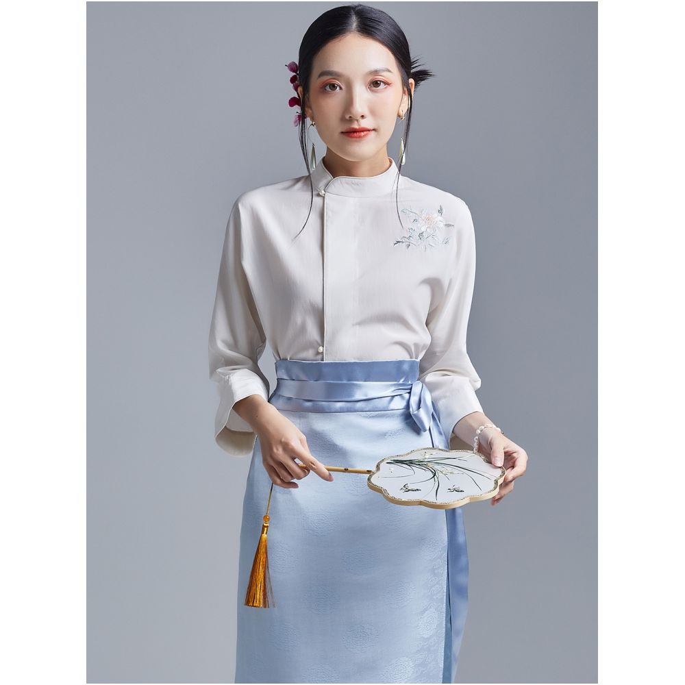 Moyu 2024 Summer New Chinese Style Retro Embroidered Improved Cheongsam Hanfu Modern Chinese Top Shirt Women image 2